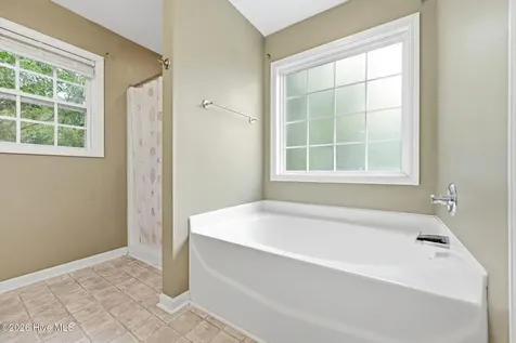 113 Sunny Point Drive Richlands NC 28574