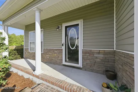 113 Sunny Point Drive Richlands NC 28574