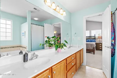2108 Aydlett Drive Elizabeth City NC 27909