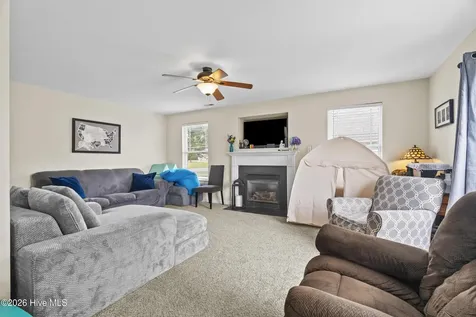 2108 Aydlett Drive Elizabeth City NC 27909