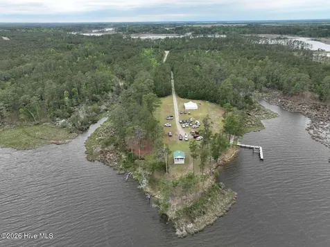 754 Cutter Bay Way Stonewall NC 28583