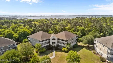 200 Lighthouse Lane Cedar Point NC 28584