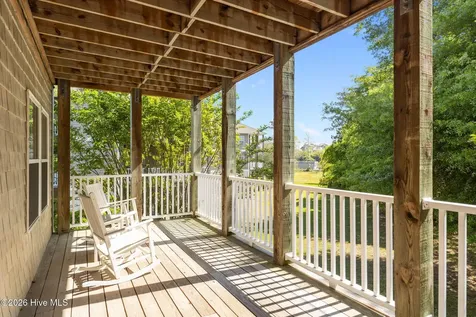 200 Lighthouse Lane Cedar Point NC 28584