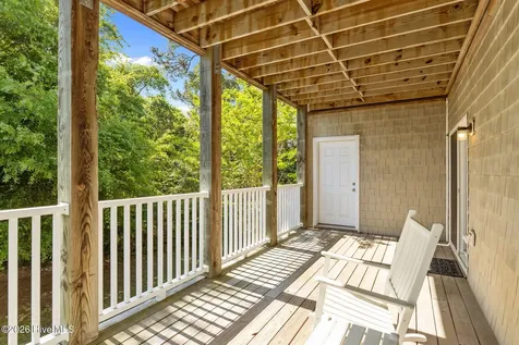 200 Lighthouse Lane Cedar Point NC 28584