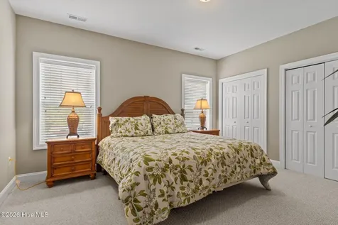 200 Lighthouse Lane Cedar Point NC 28584