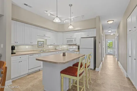 200 Lighthouse Lane Cedar Point NC 28584