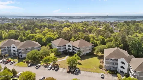 200 Lighthouse Lane Cedar Point NC 28584