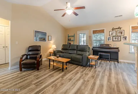 419 N Culverton Road Winnabow NC 28479