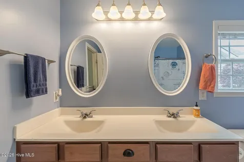 419 N Culverton Road Winnabow NC 28479