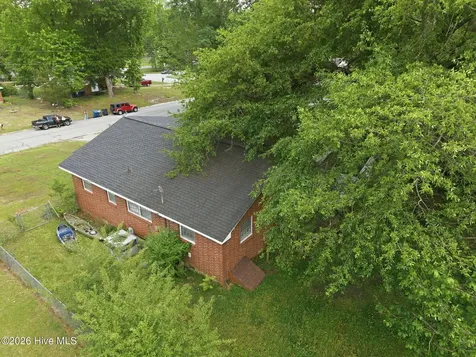 103 Arthur Court Jacksonville NC 28546