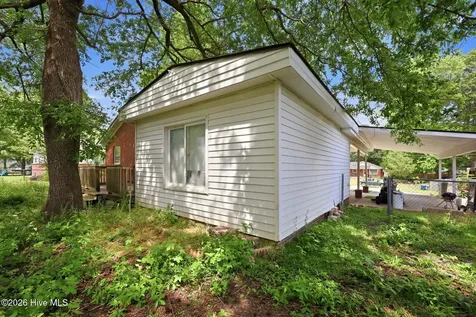 103 Arthur Court Jacksonville NC 28546