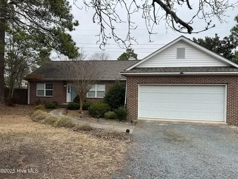 10 Beryl Circle Pinehurst NC 28374
