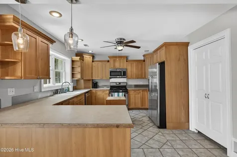 575 Island Creek Road Rocky Point NC 28457