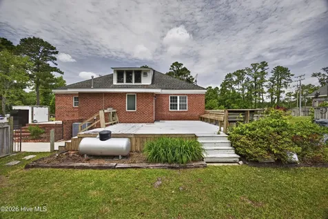 575 Island Creek Road Rocky Point NC 28457