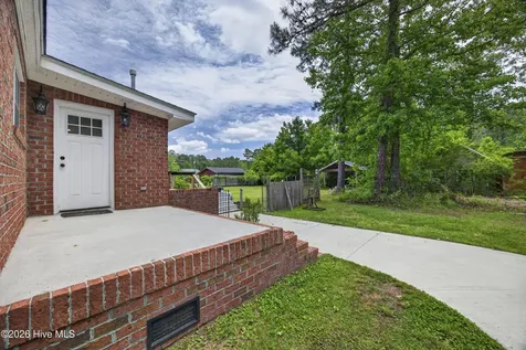 575 Island Creek Road Rocky Point NC 28457