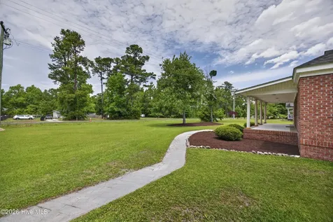 575 Island Creek Road Rocky Point NC 28457