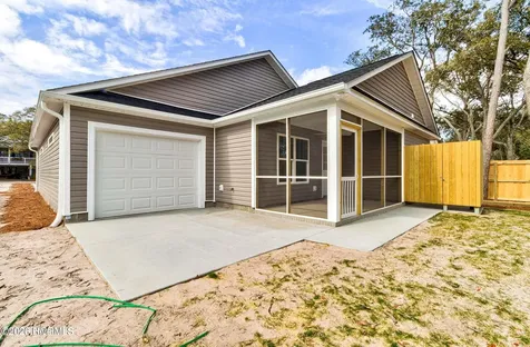 2044 N Tanglewood Drive SW Supply NC 28462