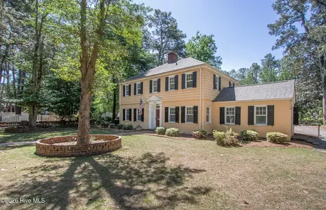 310 E Morganton Road Southern Pines NC 28387