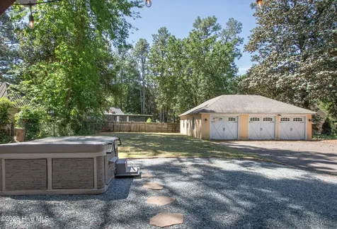 310 E Morganton Road Southern Pines NC 28387