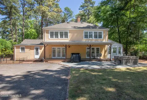 310 E Morganton Road Southern Pines NC 28387