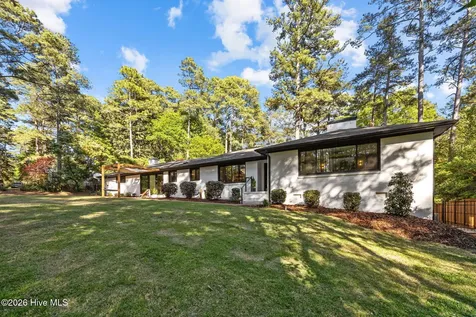 565 S Valley Road Southern Pines NC 28387