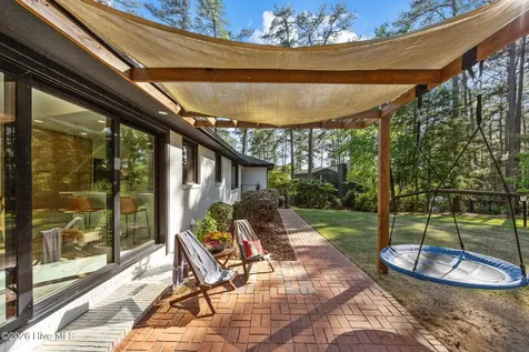 565 S Valley Road Southern Pines NC 28387