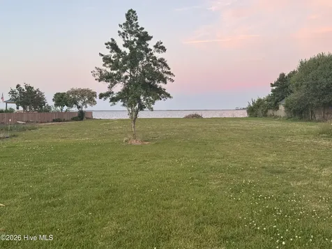 118 E Canvasback Drive Currituck NC 27929