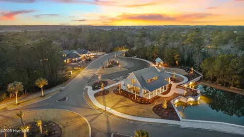 562 Glitter Bay Loop Shallotte NC 28470