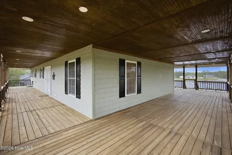 354 W South Shore Drive Southport NC 28461