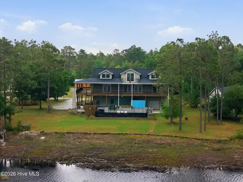 354 W South Shore Drive Southport NC 28461