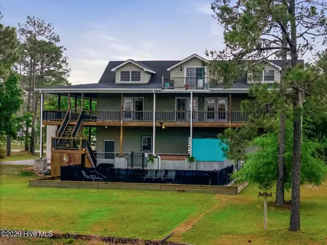 354 W South Shore Drive Southport NC 28461
