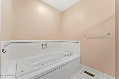 1518 Moorings Circle SW Ocean Isle Beach NC 28469