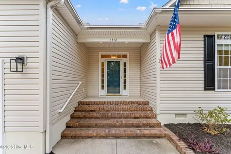 1518 Moorings Circle SW Ocean Isle Beach NC 28469