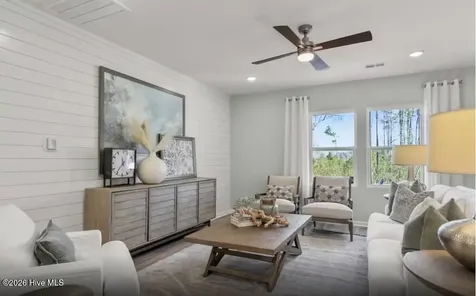 530 Glitter Bay Loop Shallotte NC 28470