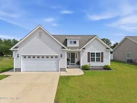 2537 Rhinestone Drive Winterville NC 28590