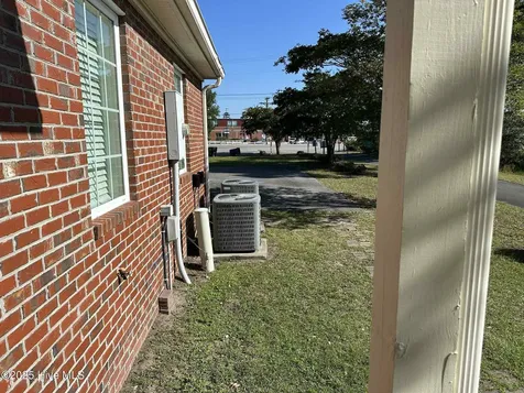4725 Country Club Road Morehead City NC 28557