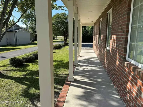 4725 Country Club Road Morehead City NC 28557