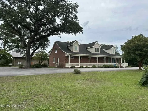4725 Country Club Road Morehead City NC 28557