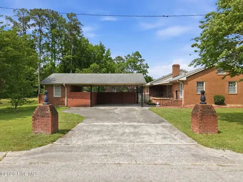 2000 Carey Road Kinston NC 28501