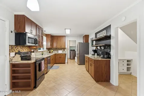 230 Greenwich Lane Wilmington NC 28409