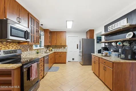 230 Greenwich Lane Wilmington NC 28409