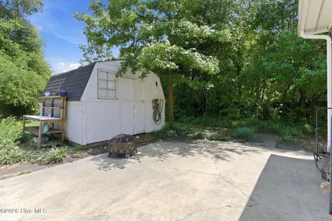 230 Greenwich Lane Wilmington NC 28409