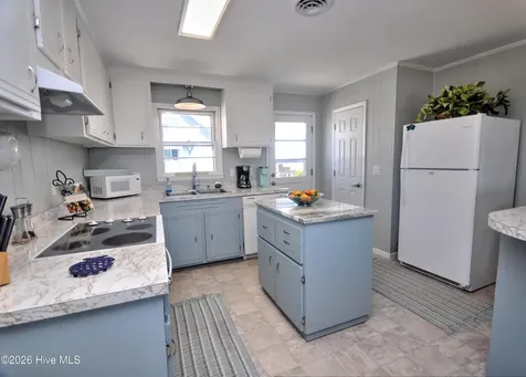 461 E Third Street Ocean Isle Beach NC 28469