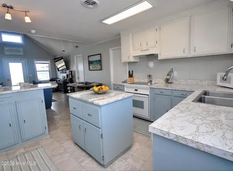 461 E Third Street Ocean Isle Beach NC 28469