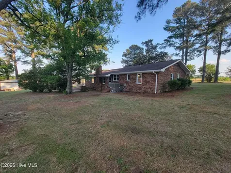 4338 Grifton Hugo Road Grifton NC 28530