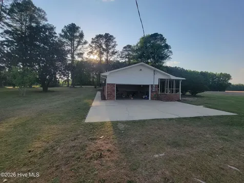 4338 Grifton Hugo Road Grifton NC 28530