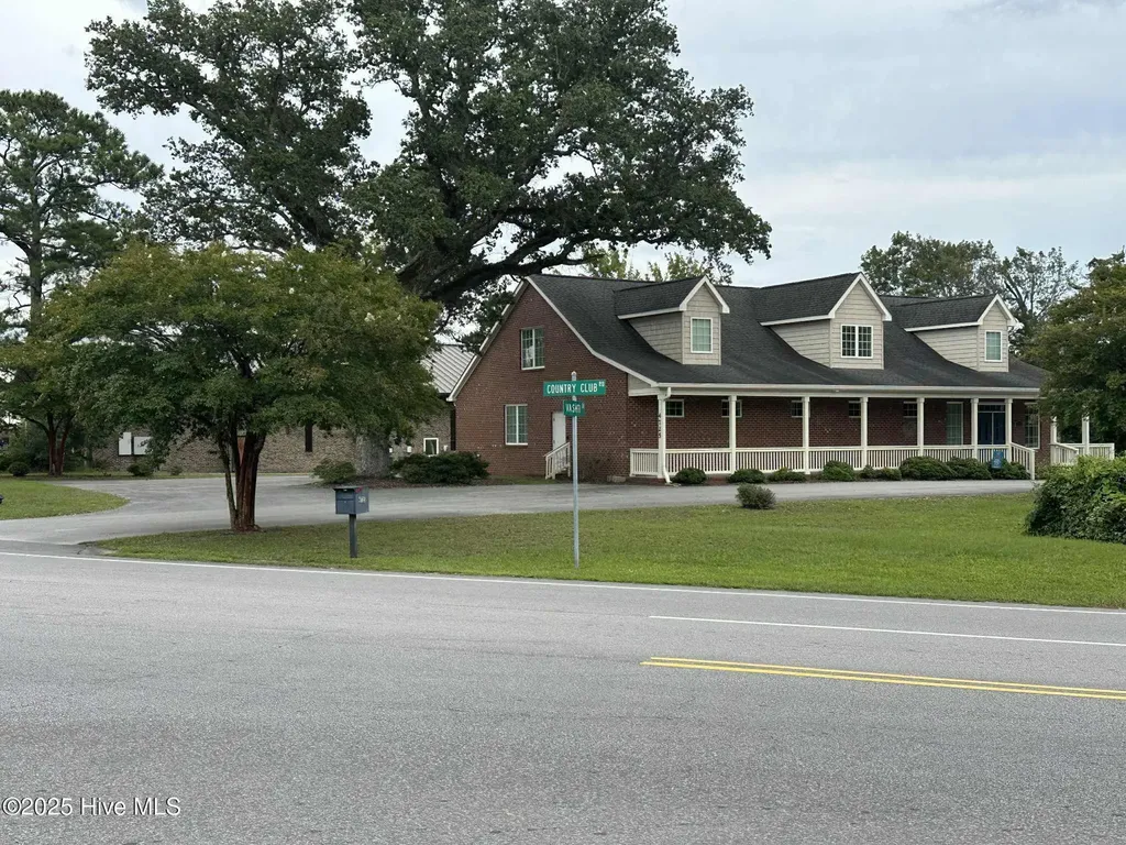 4725 Country Club Road Morehead City NC 28557