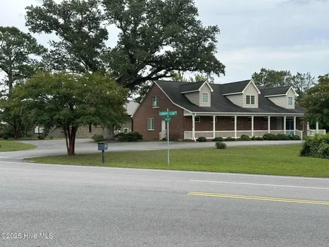 4725 Country Club Road Morehead City NC 28557