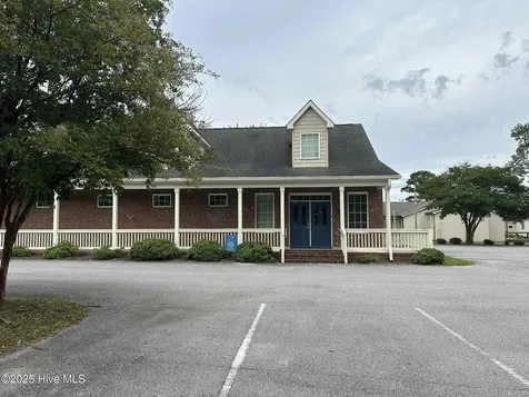 4725 Country Club Road Morehead City NC 28557