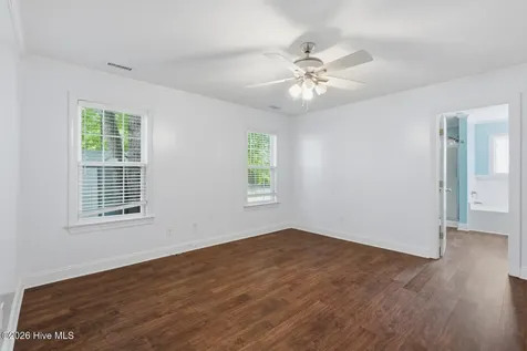 302 Crystal Falls Court Jacksonville NC 28546